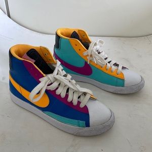 Nike Blazers Mid, youth 4.5 size. Or 36.5 euro. In aurora purple. Like new